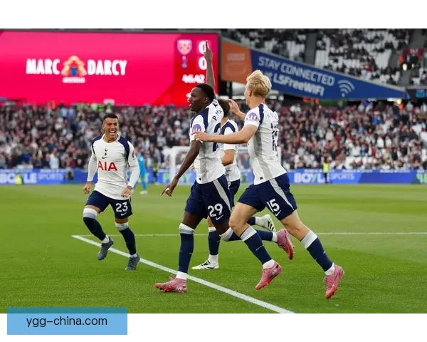 利物浦对阵纽卡斯尔强强对话英超焦点之战前瞻解析战术博弈与胜负走向